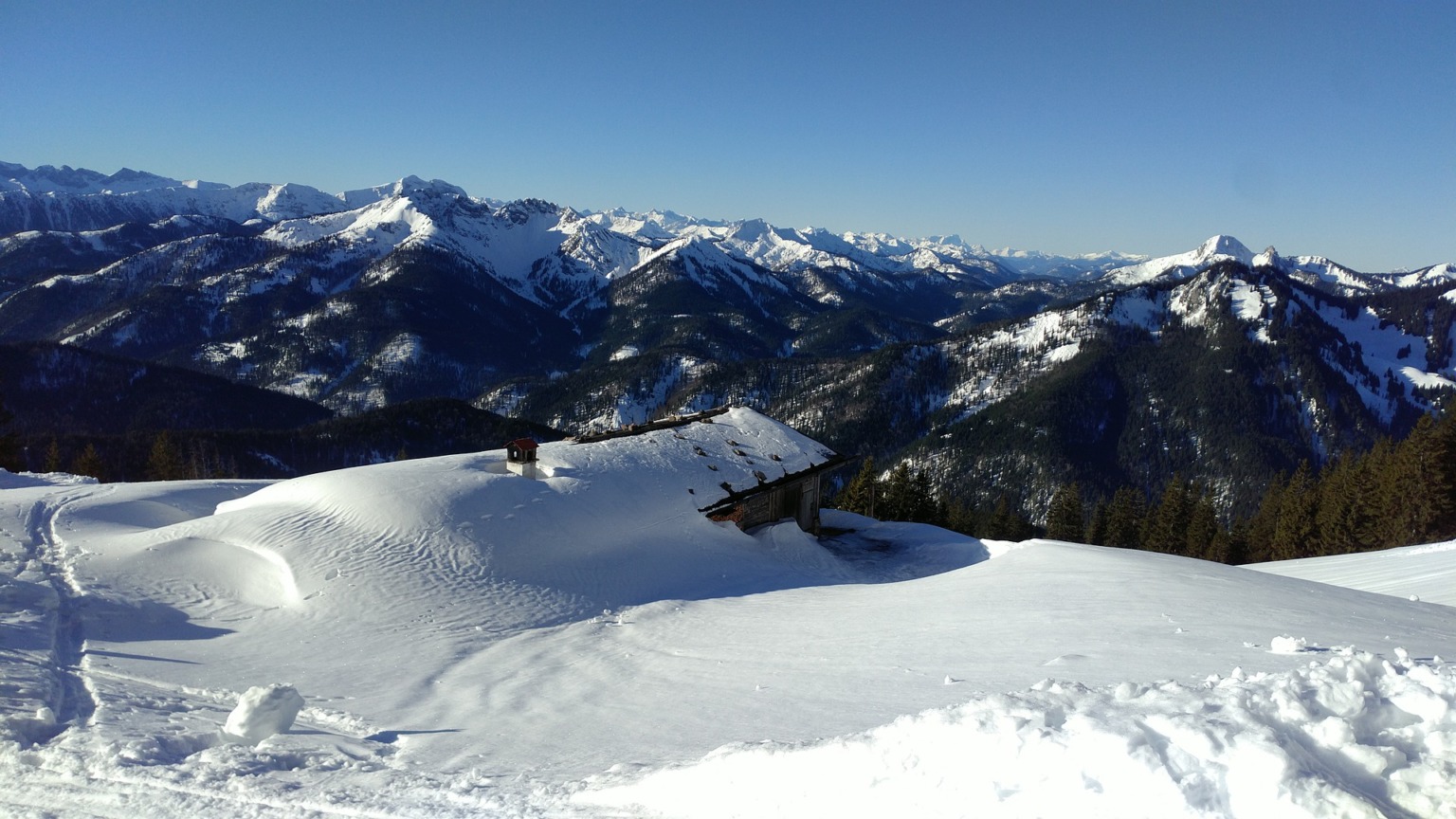 mountains-7738588_1920